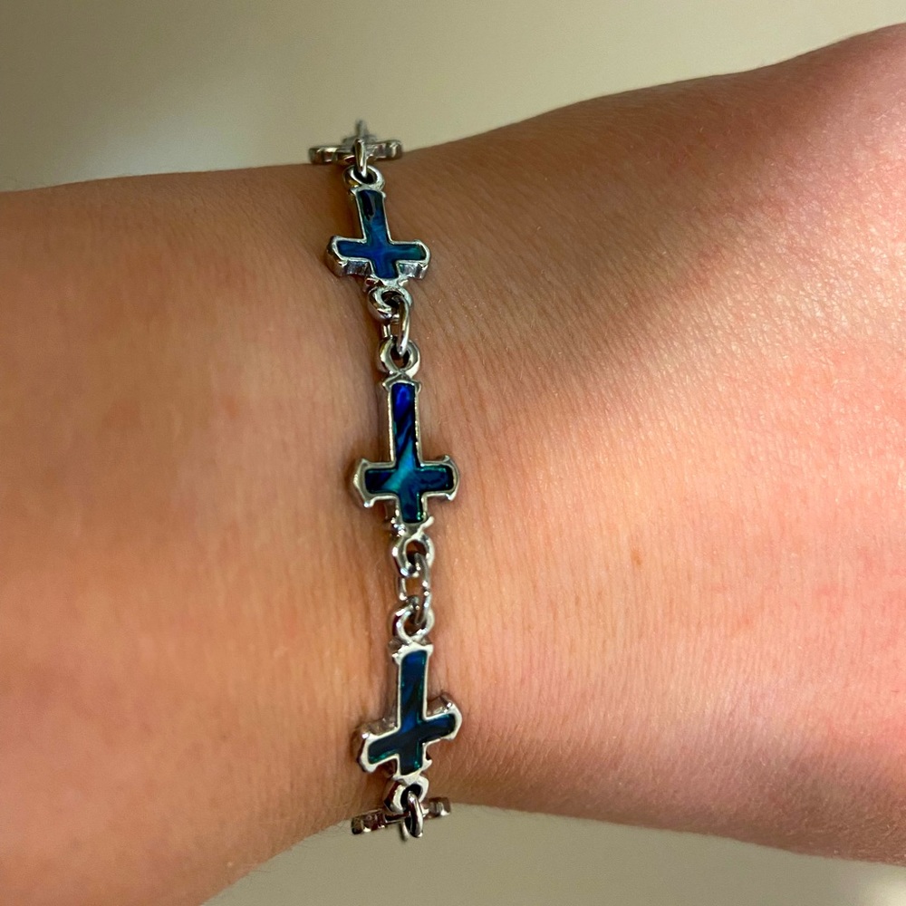 Mother of Pearl Cross Bracelet